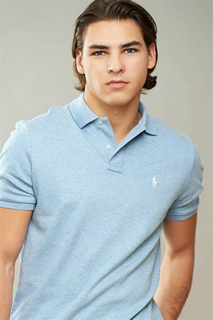 Alex D Jennings Wiki, Girlfriend, Height, Age, Parents & More