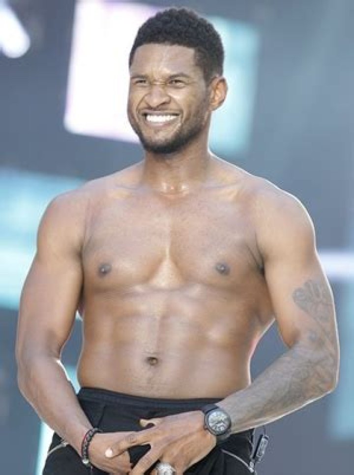 Usher Body Measurements Height Weight Shoe Biceps Size Vital Statistics